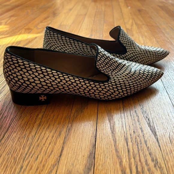 Tory Burch Pascal Pointy Toe Loafer In King Cobra - Picture 2 of 9